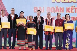Chủ tịch nước Võ Văn Thưởng dự Ngày hội Đại đoàn kết toàn dân tại Phú Yên
