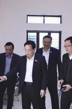 Các ứng cử viên cam kết thực hiện lời hứa với cử tri