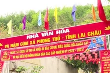 Rộn ràng không khí bầu cử nơi biên cương Phong Thổ