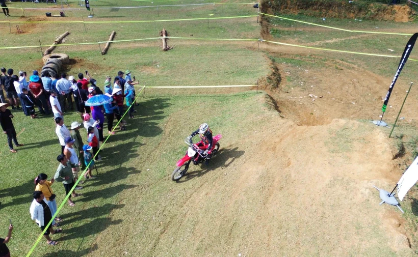 Sơn La: Sôi động Giải đua mô tô địa hình Việt Nam - VTV Cup Off Road 2023
