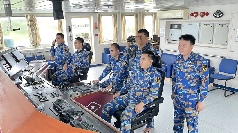 Tàu 561 và hải trình đến Trường Sa đầy sóng gió