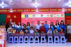 Tết sớm trên vùng biên giới Bù Gia Mập