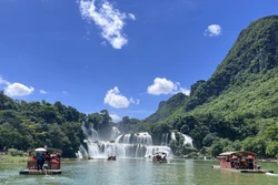 Du lịch Cao Bằng bứt phá mạnh mẽ, tăng trưởng gần 50% trong nửa đầu năm