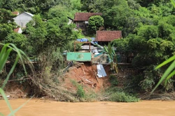 15 thôn, bản ở Nghệ An vẫn bị cô lập một phần