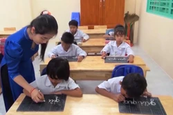 Nèang Lai My – cô giáo trẻ hết lòng với học trò vùng đặc biệt khó khăn của tỉnh An Giang
