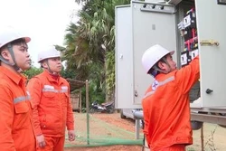 Tết đầu tiên có điện lưới quốc gia ở Ba Thâu