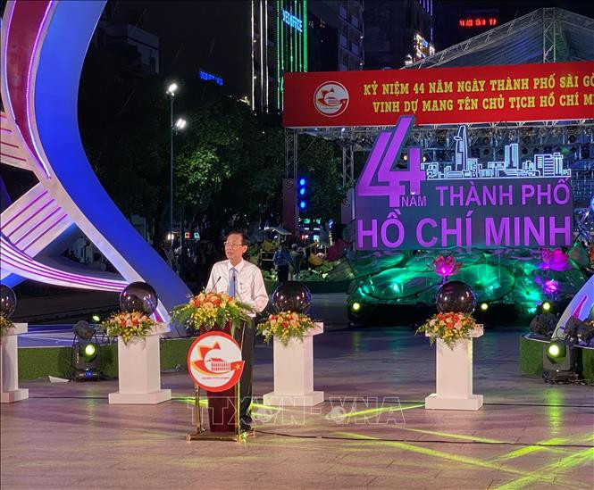 Ông Lê Thanh Liêm, Ủy viên Ban thường vụ Thành ủy, Phó Chủ tịch thường trực UBND Thành phố Hồ Chí Minh phát biểu tại lễ khai mạc. Ảnh: Hồng Giang - TTXVN Nhiều hoạt động văn hóa, thể thao đặc sắc kỷ niệm 44 năm Ngày Thành phố Sài Gòn - Gia Định mang tên Bác ảnh 2