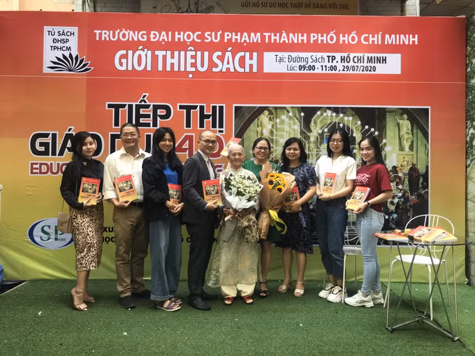 Ra mắt, giới thiệu sách "Tiếp thị giáo dục 4.0" ảnh 4