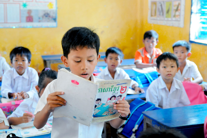 Giờ học tiếng Khmer của học sinh Trường Tiểu học Phường 2 (thị xã Vĩnh Châu, tỉnh Sóc Trăng). Ảnh: An Hiếu Khuyến học ở Sóc Trăng ảnh 6