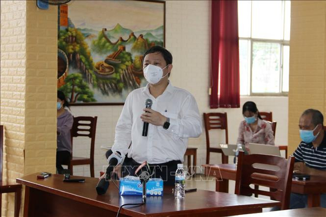 Phó Chủ tịch Dương Anh Đức phát biểu tại buổi kiểm tra tình hình phòng, chống dịch COVID-19 tại Công ty trách nhiệm hữu hạn Pouyuen Việt Nam (quận Bình Tân). Ảnh: Thanh Vũ - TTXVN Thành phố Hồ Chí Minh: Kiểm tra công tác phòng, chống dịch COVID-19 tại Công ty trách nhiệm hữu hạn Pouyuen Việt Nam ảnh 5