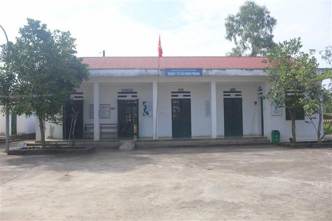 Trạm Y tế xã Đình Phong, huyện Trùng Khánh, tỉnh Cao Bằng được xây dựng khang trang. Ảnh: Chu Hiệu -TTXVN Cao Bằng tạo sinh kế giúp hộ nghèo vươn lên ảnh 5