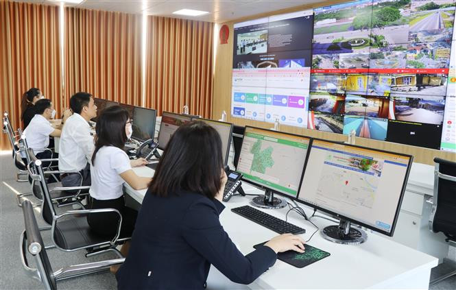 Trung tâm điều hành thông minh tỉnh Thái Nguyên. Ảnh: Hoàng Nguyên - TTXVN Khai trương nền tảng công dân số Thái Nguyên ID ảnh 3