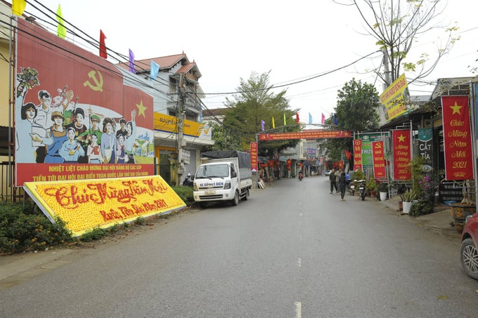 Xã Yên Bình (huyện Thạch Thất) nơi có đông đồng bào Mường sinh sống đang khởi sắc phát triển từng ngày. Ảnh: Mạnh Khánh - TTXVN Xuân no ấm về trên xứ Mường ảnh 4