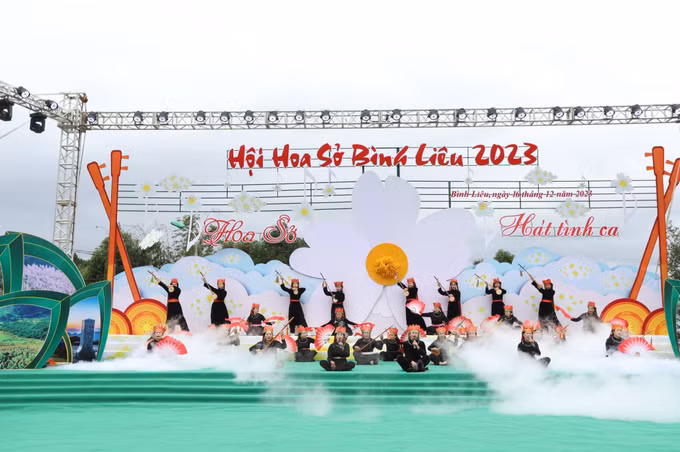 Về Bình Liêu nghe hoa sở "hát" tình ca ảnh 1