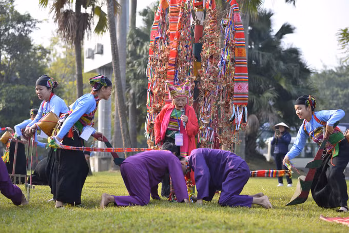 Cây nêu trong đời sống văn hóa của đồng bào dân tộc Mường ảnh 6