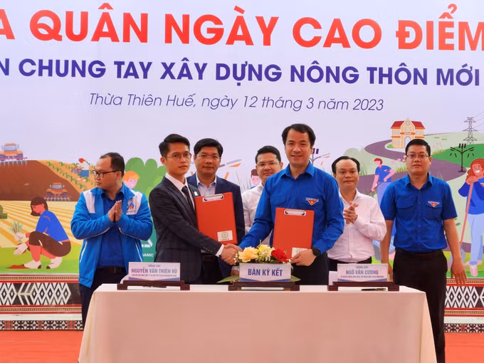 Tháng Thanh niên 2023: Tuổi trẻ Việt Nam chung tay xây dựng nông thôn mới ảnh 2