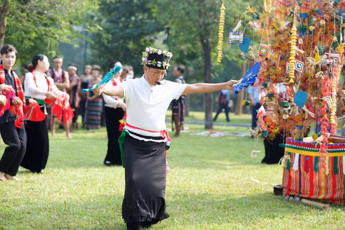 Tái hiện Lễ Hết chá của đồng bào Thái trắng ảnh 5