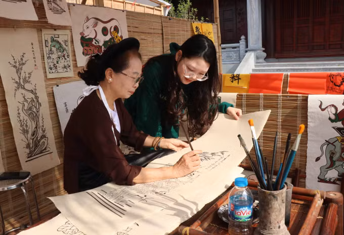 Độc đáo chợ tranh Đông Hồ ảnh 2