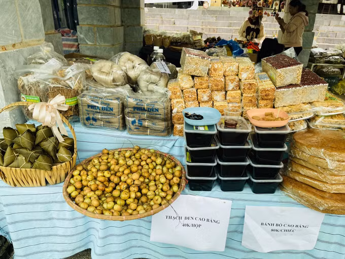 Nhộn nhịp sắc màu dân tộc tại Chợ phiên vùng cao – Chào năm mới 2024 ảnh 3