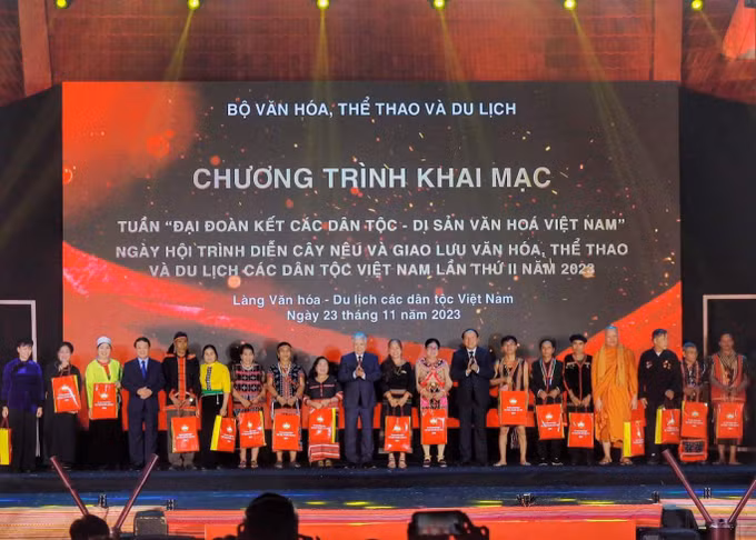 Khai mạc Tuần “Đại đoàn kết các dân tộc – Di sản văn hóa Việt Nam” năm 2023 ảnh 6