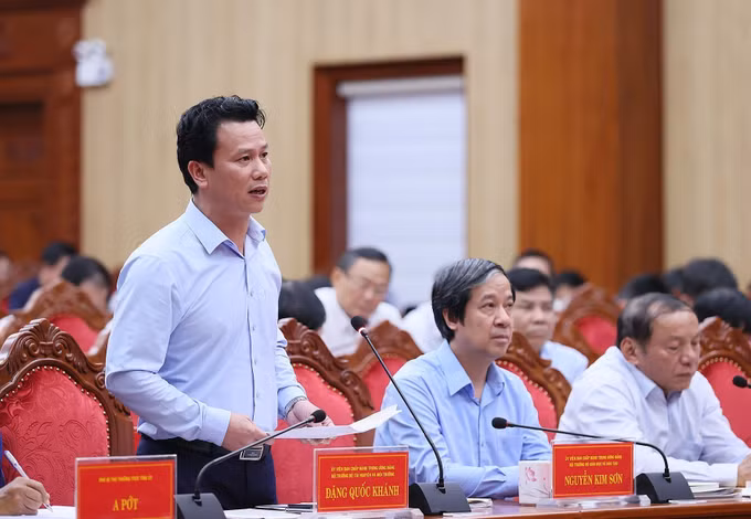 Thủ tướng Phạm Minh Chính làm việc với Ban Thường vụ Tỉnh ủy Kon Tum ảnh 3