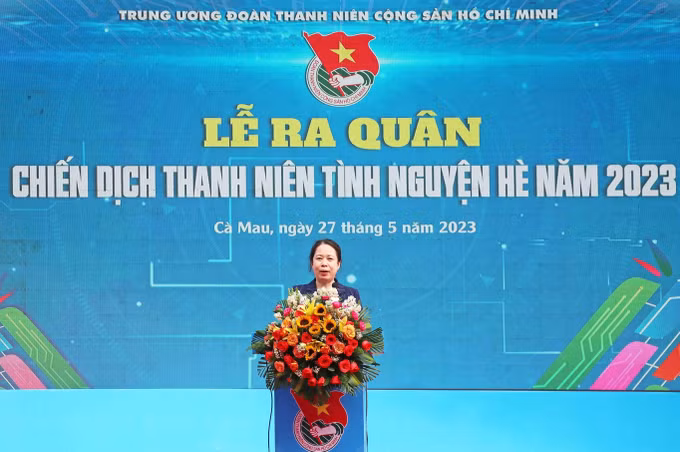 Phó Chủ tịch nước Võ Thị Ánh Xuân dự Lễ ra quân Chiến dịch Thanh niên tình nguyện hè năm 2023 ảnh 1