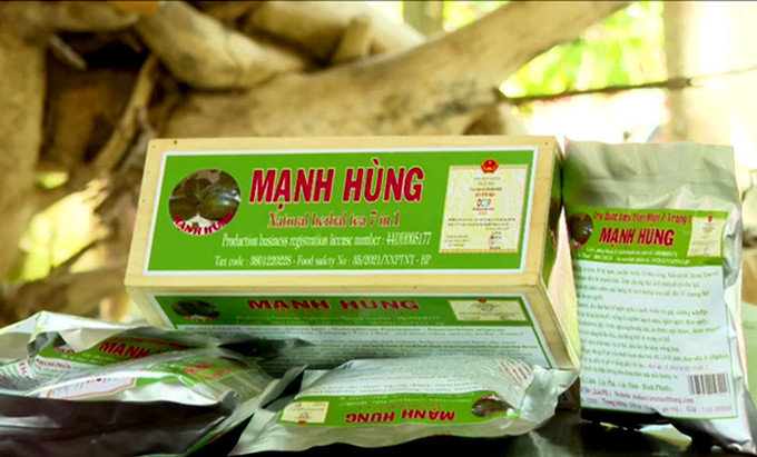 Sản phẩm trà thảo dược "7 trong 1" của anh Hùng đạt OCOP 4 sao. Ảnh: langngheviet.com.vn Bình Phước: Xã biên giới Lộc Phú vượt khó về đích nông thôn mới ảnh 2