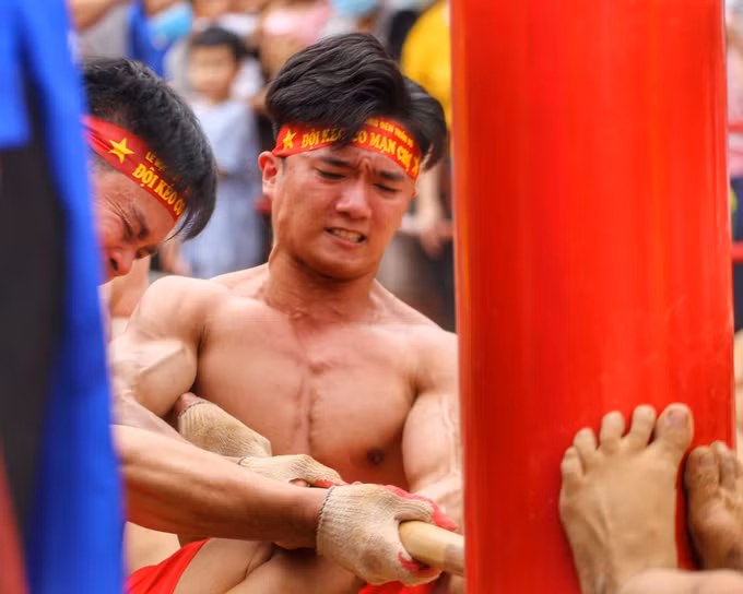 Tưng bừng Lễ hội Đền Trấn Vũ và nghi lễ “Kéo co ngồi” ảnh 5