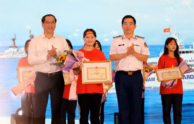 Khơi dậy tình yêu biển, đảo trong thế hệ trẻ ở Lạng Sơn ảnh 3