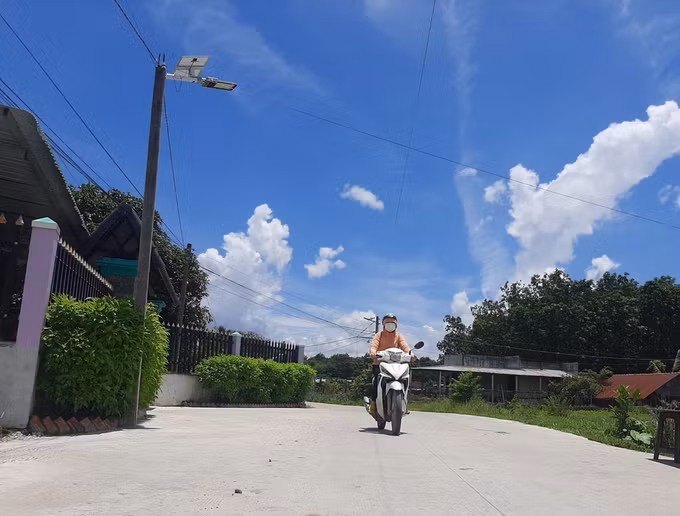Sức dân trong xây dựng đường giao thông nông thôn ảnh 1