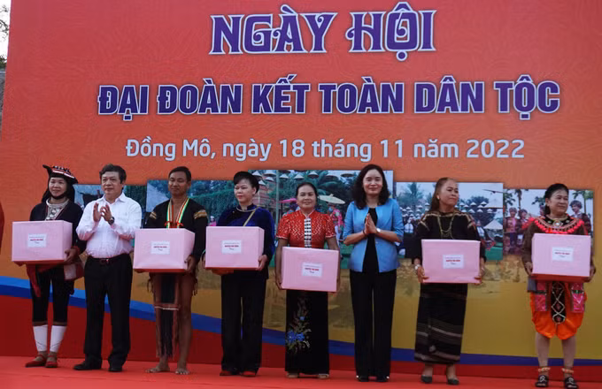 Tưng bừng Ngày hội Đại Đoàn kết toàn dân tộc năm 2022 ảnh 11