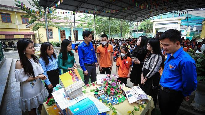 Phát động Cuộc thi sáng tạo “Thiếu nhi Hòa Bình chung tay đánh bay COVID” và Ngày hội đọc sách năm 2022 ảnh 5 Phát động Cuộc thi sáng tạo “Thiếu nhi Hòa Bình chung tay đánh bay COVID” và Ngày hội đọc sách năm 2022 ảnh 5