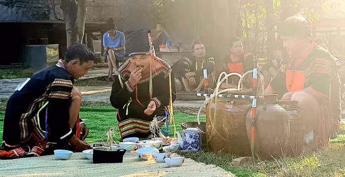 Tái hiện Lễ mừng lúa mới của đồng bào Gia Rai ảnh 9