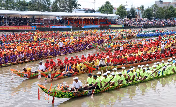 Ngày hội Văn hóa, Thể thao và Du lịch đồng bào Khmer Nam Bộ: Tích cực chuẩn bị cho mùa đua ghe Ngo ảnh 2