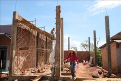 Lâm Đồng còn 640 căn nhà tạm, nhà dột nát chưa hoàn thành