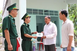 Hỗ trợ đồng bào các dân tộc vùng biên ổn định cuộc sống, phát triển kinh tế