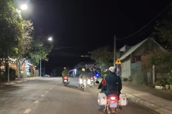 Xuyên đêm tuần tra giữ bình yên nơi vùng sâu, vùng đồng bào thiểu số