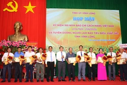 Báo chí cần chuyển mình mạnh mẽ trong kỷ nguyên mới