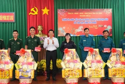 Động viên các lực lượng bảo vệ an toàn tuyến biên giới, giữ bình yên cho nhân dân đón Tết