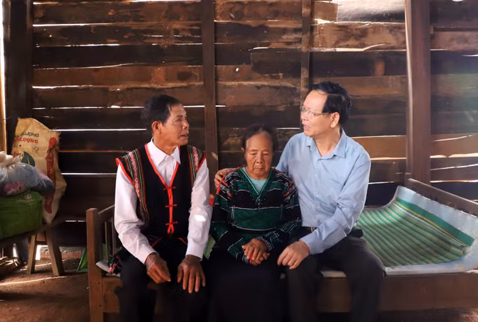 potal-dak-nong-khoi-dong-chuong-trinh-xoa-nha-tam-nha-dot-nat-nam-2025-7898089.jpg
