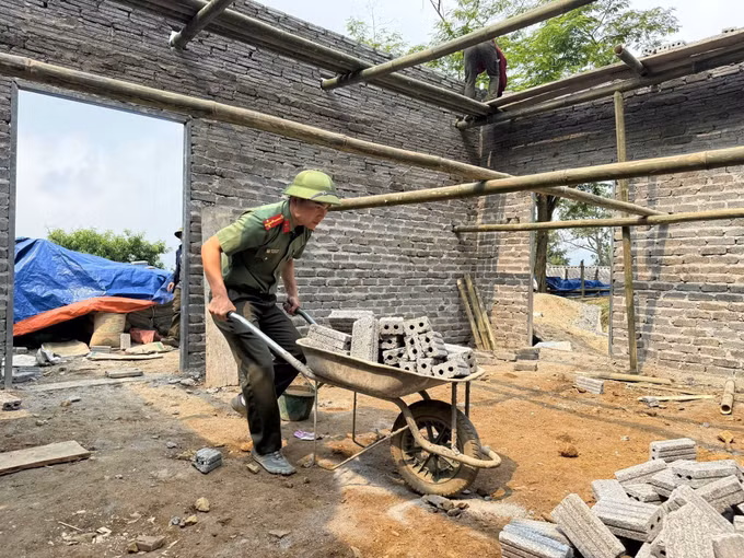 potal-lai-chau-phan-dau-hoan-thanh-xoa-nha-tam-truoc-ngay-256-8026662.jpg