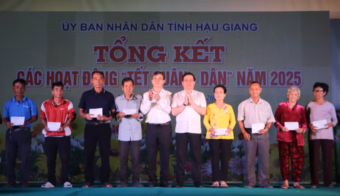 potal-hau-giang-tong-ket-cac-hoat-dong-tet-quan-dan-nam-2025-7817924.jpg