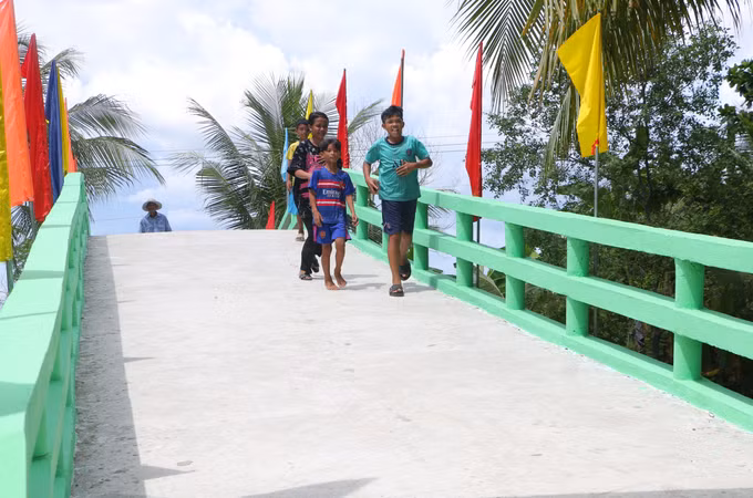 potal-nguoi-co-uy-tin-la-cho-dua-tin-cay-trong-dong-bao-dan-toc-thieu-so-7808953.jpg