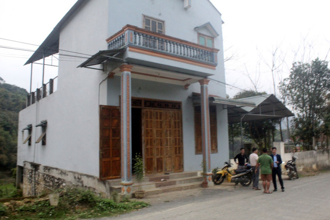 Một ngôi nhà xây trên đất nông nghiệp thuộc thôn Đanh, xã Thành Lâm, huyện miền núi Bá Thước. Ảnh: Nguyễn Nam-TTXVN potal-nhieu-ho-dan-vung-cao-thanh-hoa-sinh-song-tren-dat-nong-nghiep-7984160.jpg