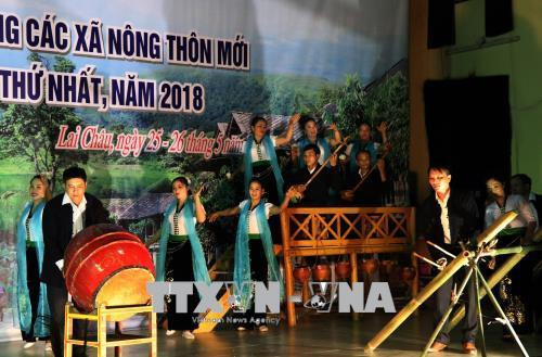 Tiết mục “Đêm hội bản” trình diễn trong đêm khai mạc. Ảnh: Việt Hoàng – TTXVN Tiết mục “Đêm hội bản” trình diễn trong đêm khai mạc. Ảnh: Việt Hoàng – TTXVN