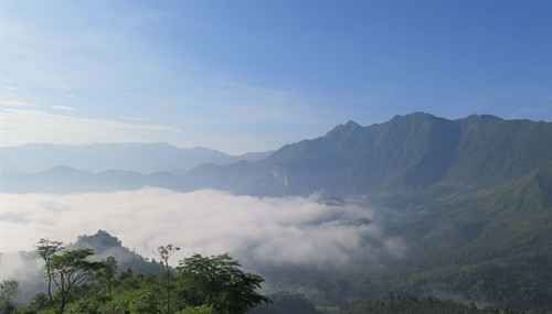 Phong cảnh đẹp như một bức tranh.