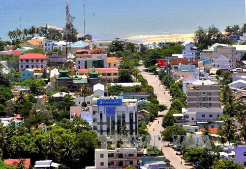 Một góc thị trấn Dương Đông ,Phú Quốc đang dần trở thành đặc khu hành chính – kinh tế đặc biệt của quốc gia. Ảnh: Bùi Trường Giang - TTXVN Một góc thị trấn Dương Đông ,Phú Quốc đang dần trở thành đặc khu hành chính – kinh tế đặc biệt của quốc gia. Ảnh: Bùi Trường Giang - TTXVN