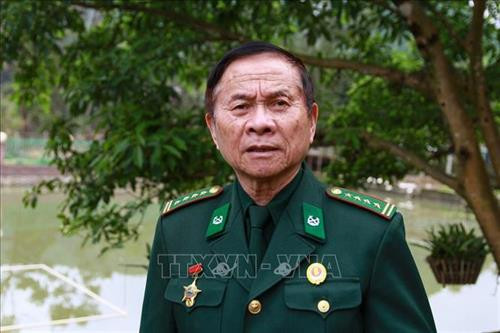 Đại tá Nguyễn Quang Vinh (nguyên Bí thư Đảng ủy, nguyên Phó Chỉ huy trưởng Chính trị Bộ đội biên phòng tỉnh Quảng Ninh), một trong những người lính trực tiếp tham gia trận chiến lịch sử Pò Hèn năm 1979, về thăm lại chiến trường xưa, tháng 2/2019. Ảnh: Trung Nguyên-TTXVN Đại tá Nguyễn Quang Vinh (nguyên Bí thư Đảng ủy, nguyên Phó Chỉ huy trưởng Chính trị Bộ đội biên phòng tỉnh Quảng Ninh), một trong những người lính trực tiếp tham gia trận chiến lịch sử Pò Hèn năm 1979, về thăm lại chiến trường xưa, tháng 2/2019. Ảnh: Trung Nguyên-TTXVN
