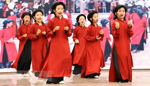 Hát Xoan được UNESCO công nhận là Di sản văn hóa phi vật thể đại diện của nhân loại. Ảnh: TTXVN