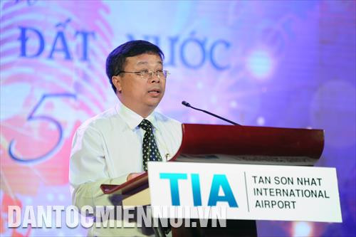 Ông Phan Văn Đông, Phó Giám đốc Thông tấn xã Việt Nam khu vực phía Nam phát biểu ôn lại truyền thống hào hùng của người làm báo chí cách mạng tại chương trình. Ảnh: An Hiếu